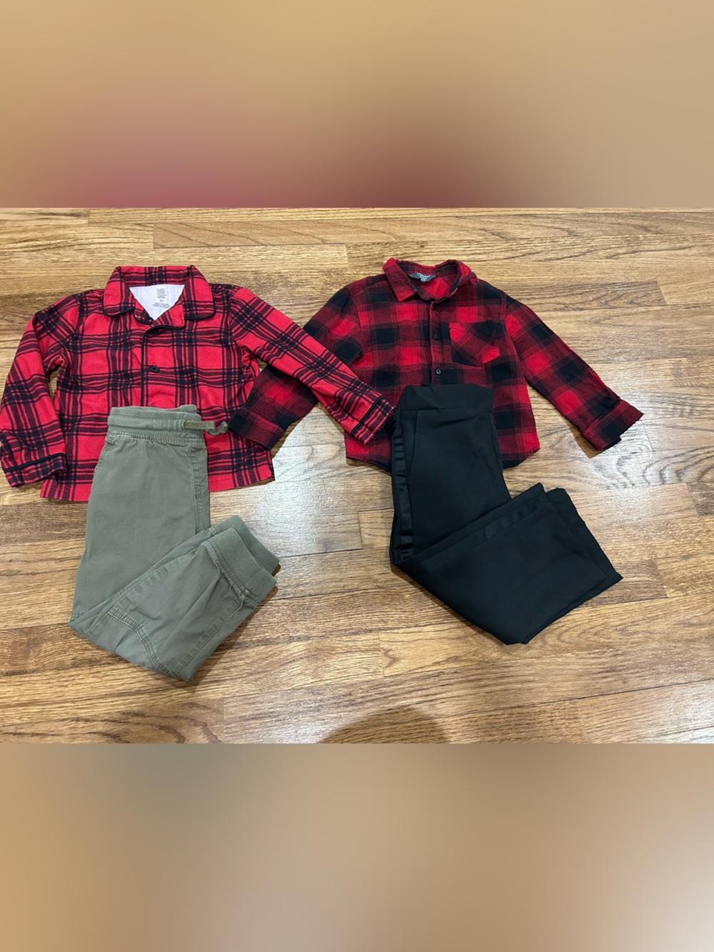 Kids bundle top and bottom 4 pcs size 3-4t